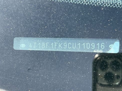 Used 2012 Toyota Camry SE image 23