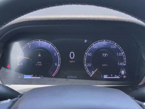 Used 2024 Jeep Grand Cherokee L Altitude AWD/4WD image 27