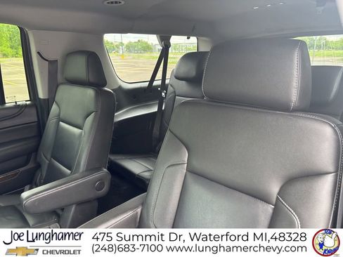 Used 2018 Chevrolet Suburban LT AWD/4WD image 6
