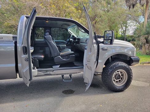 Used 2003 Ford F250 XLT image 20