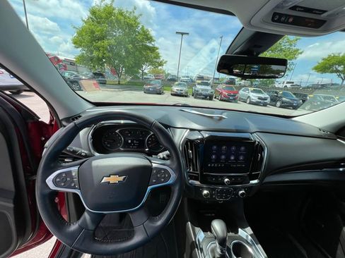 Used 2021 Chevrolet Traverse Premier AWD/4WD image 48