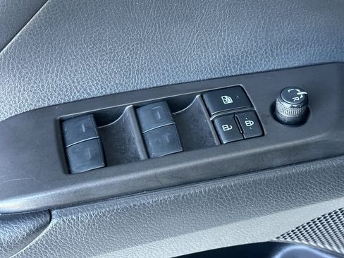 Used 2024 Toyota Camry SE FWD image 13
