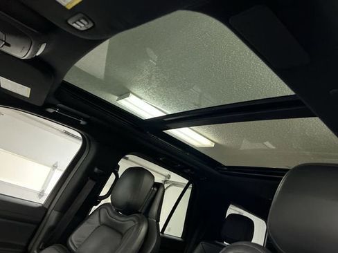 Used 2023 Lincoln Navigator Reserve image 19