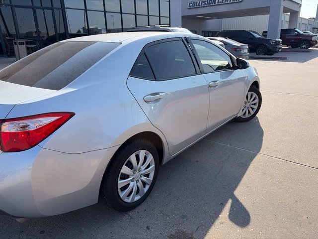 Used 2018 Toyota Corolla LE FWD image 10