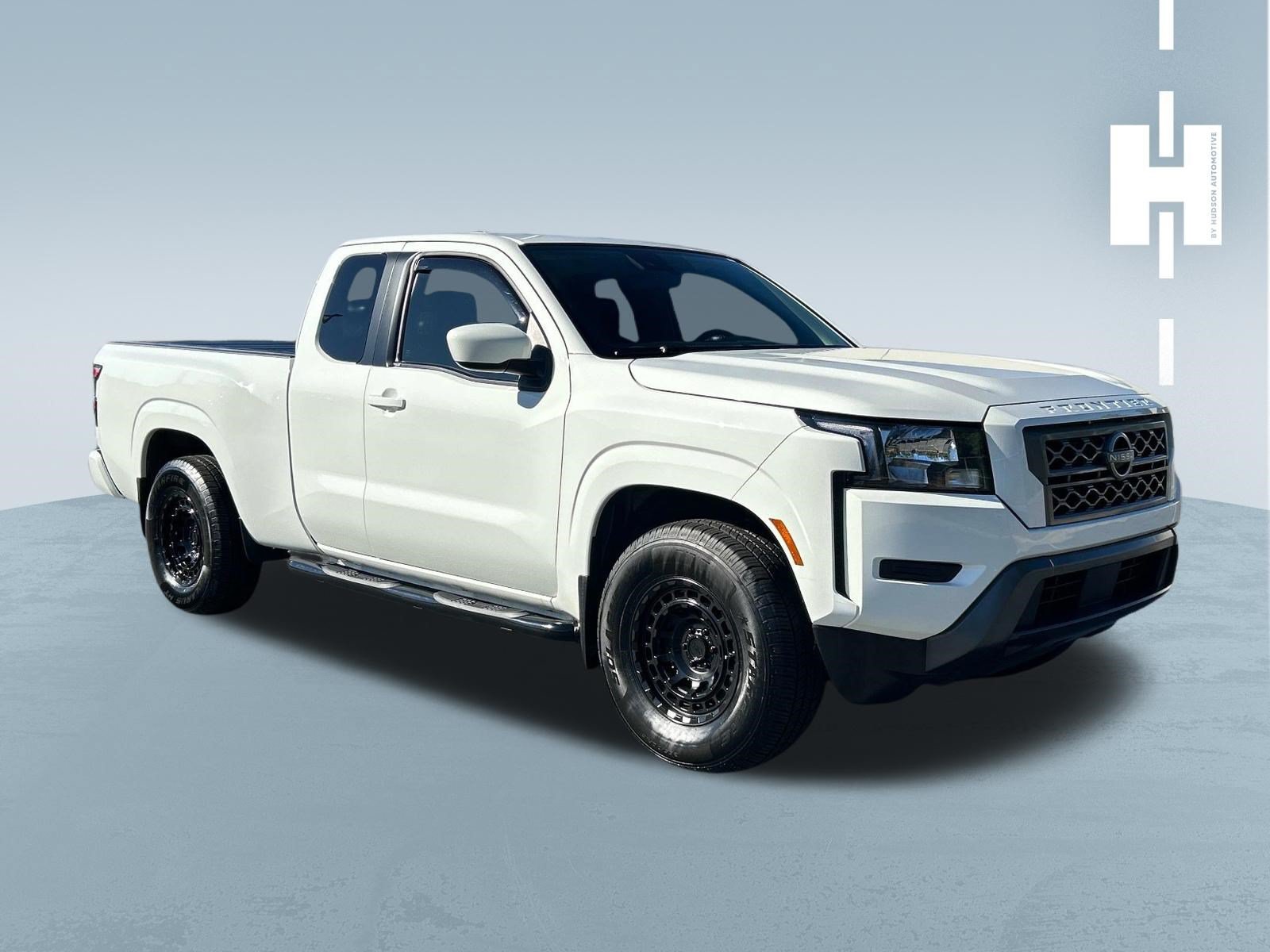 Used 2024 Nissan Frontier SV RWD image 1