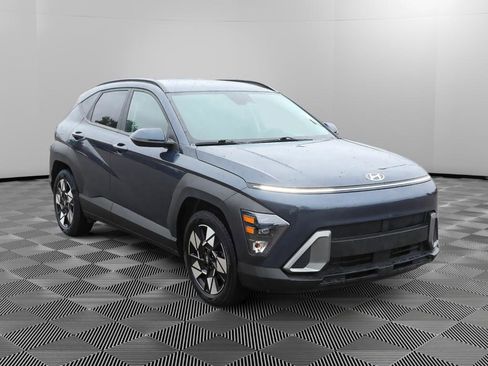 Used 2024 Hyundai Kona SEL image 11