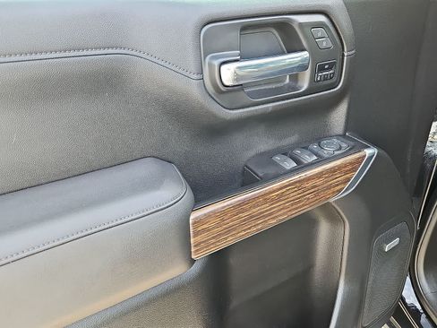 Used 2020 Chevrolet Silverado 1500 High Country w/ Trailer Camera Package AWD/4WD image 30