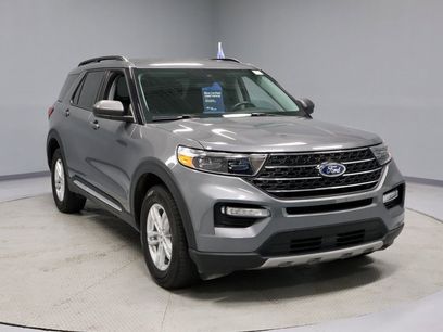 Certified 2023 Ford Explorer XLT w/ Equipment Group 202A