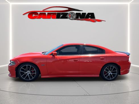 Used 2016 Dodge Charger R/T Scat Pack w/ Beats Audio Group RWD image 10