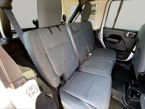 Used 2025 Jeep Wrangler Unlimited Sport AWD/4WD image 18