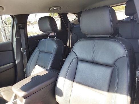 Used 2022 Chevrolet Blazer LT w/ LPO, Floor Liner Package image 13