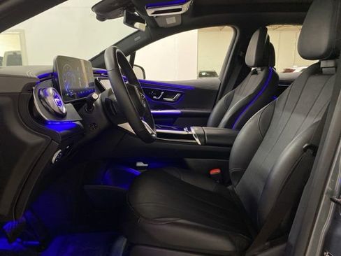 Used 2023 Mercedes-Benz EQE 350+ SUV image 17