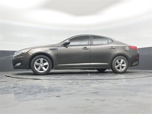 Used 2014 Kia Optima LX image 43