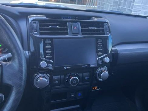 Used 2024 Toyota 4Runner TRD Off-Road Premium image 8