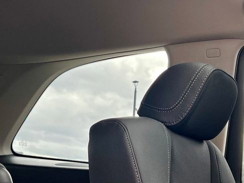 Certified 2026 Mercedes-Benz GLS 450 4MATIC image 12