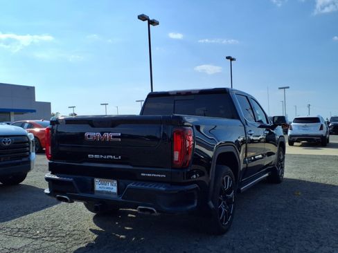 Used 2021 GMC Sierra 1500 Denali w/ Denali Ultimate Package AWD/4WD image 2