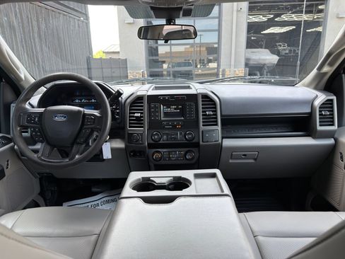 Used 2022 Ford F250 XL w/ Power Equipment Group AWD/4WD image 27