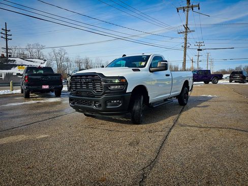 New 2026 RAM 2500 Tradesman AWD/4WD image 8