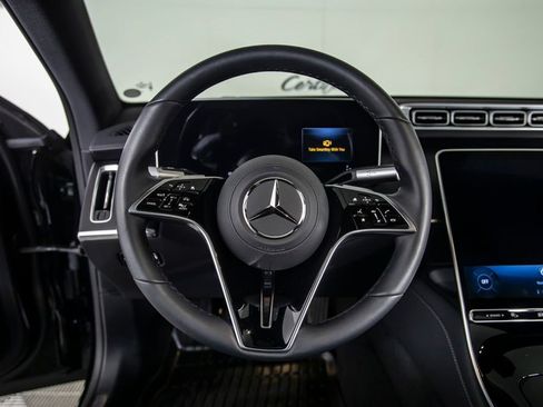 Used 2025 Mercedes-Benz S 580 4MATIC Sedan image 25