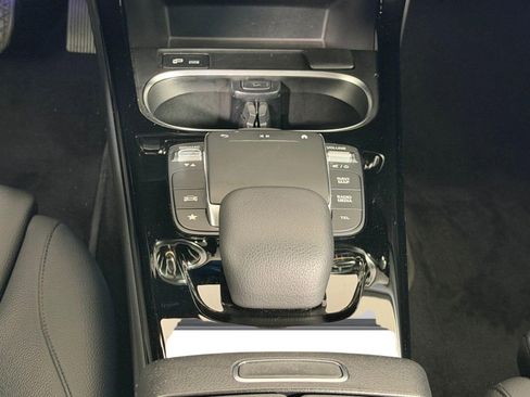 Used 2021 Mercedes-Benz A 220 4MATIC image 24