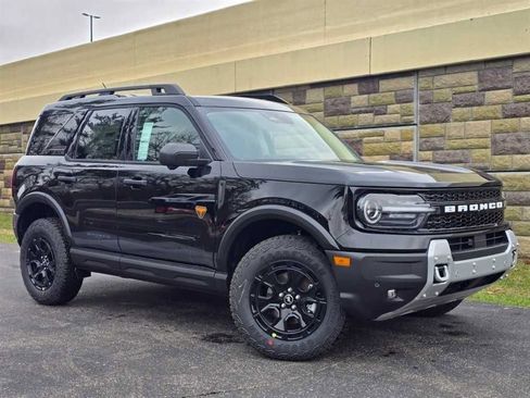 New 2026 Ford Bronco Sport Badlands w/ Sasquatch Badlands Package AWD/4WD image 3