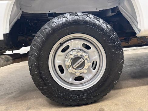 Used 2022 Ford F250 XL w/ Power Equipment Group AWD/4WD image 33