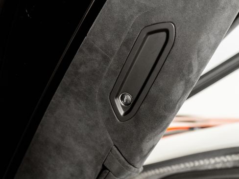 Used 2024 McLaren 750S image 39