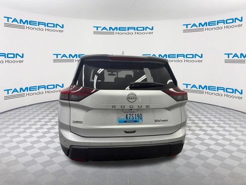 Used 2024 Nissan Rogue SV AWD/4WD image 4