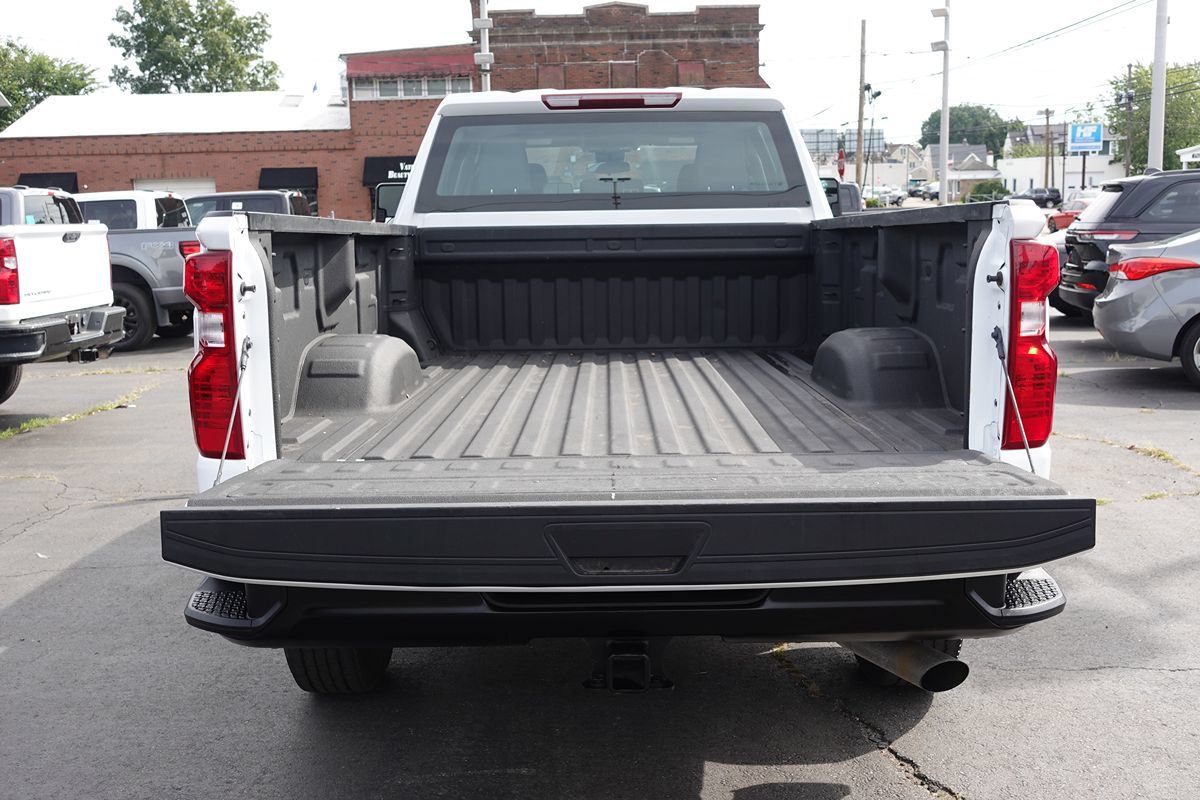 Used 2025 Chevrolet Silverado 2500 W/T AWD/4WD image 13