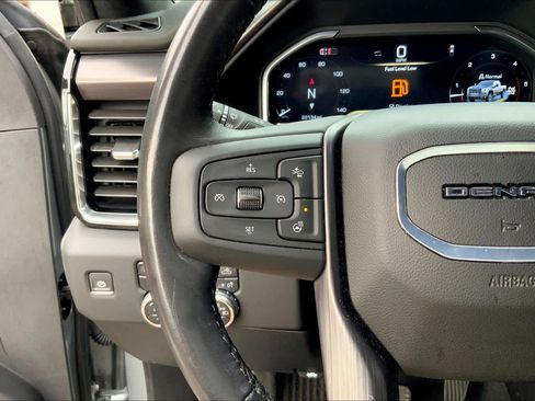 Used 2024 GMC Sierra 2500 Denali Ultimate AWD/4WD image 33