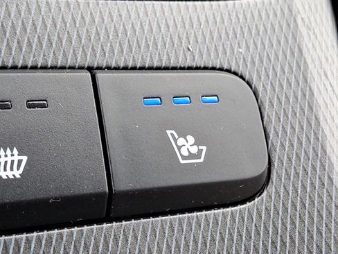 Used 2024 Hyundai Palisade Limited image 29