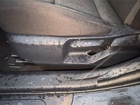 Used 2025 Toyota Camry LE image 24