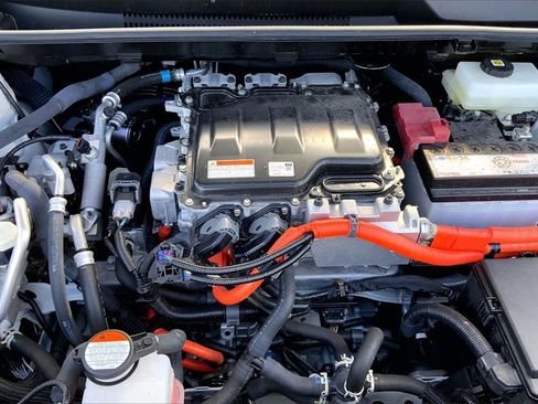 Used 2023 Subaru Solterra AWD image 29