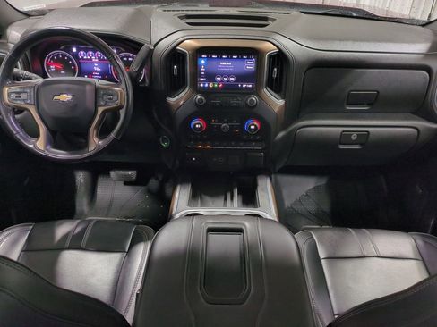 Used 2019 Chevrolet Silverado 1500 High Country w/ Technology Package image 18