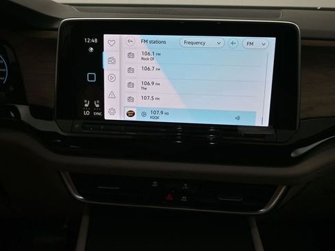 New 2026 Volkswagen Atlas SE image 3