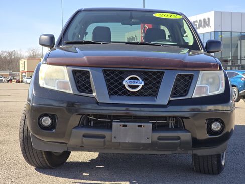 Used 2012 Nissan Frontier SV w/ Sport Appearance Pkg image 8