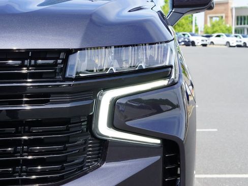 Used 2024 Chevrolet Suburban RST w/ Luxury Package AWD/4WD image 10