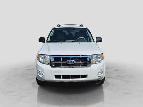 Used 2011 Ford Escape XLT w/ 202A Rapid Spec Order Code FWD image 3