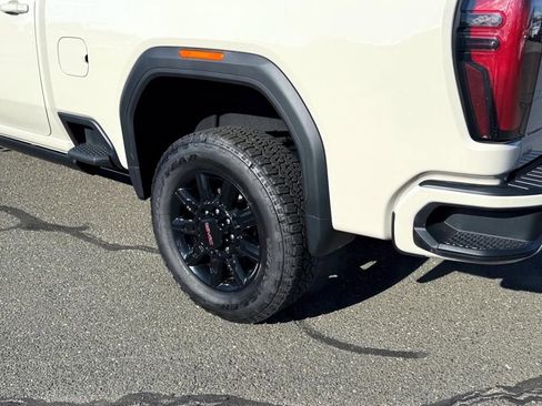 New 2026 GMC Sierra 3500 AT4 w/ AT4 Premium Plus Package image 6