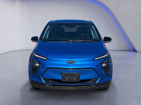 Used 2022 Chevrolet Bolt LT w/ Infotainment Package image 11