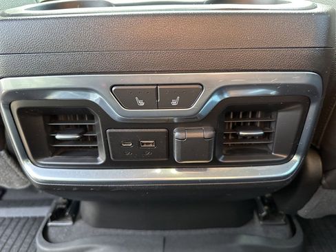 Used 2020 Chevrolet Silverado 2500 LTZ w/ LTZ Plus Package image 11