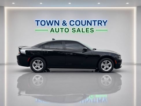 Used 2023 Dodge Charger SXT RWD image 7
