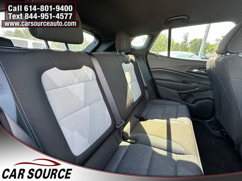 Used 2024 Chevrolet Trax RS w/ Driver Confidence Package FWD image 23