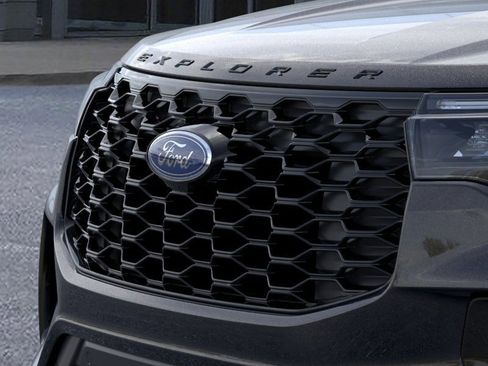 New 2026 Ford Explorer ST-Line image 17