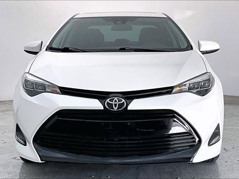 Used 2019 Toyota Corolla XLE image 5