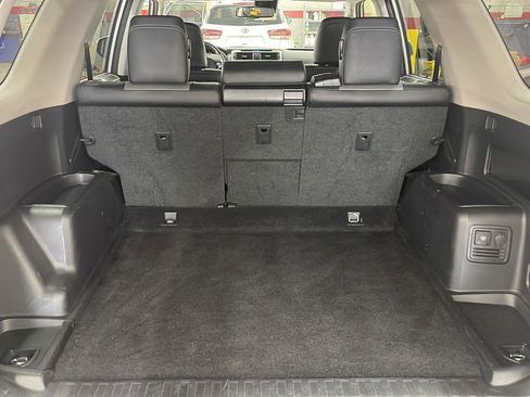 Used 2024 Toyota 4Runner SR5 Premium image 8