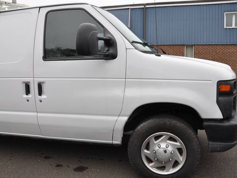 Used 2013 Ford E-150 and Econoline 150 w/ PWR Group RWD image 15