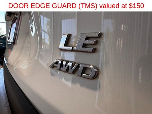 Certified 2023 Toyota RAV4 LE AWD/4WD image 9