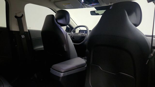 Used 2025 Kia EV6 Wind AWD/4WD image 40
