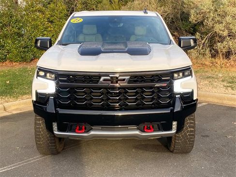 Used 2023 Chevrolet Silverado 1500 ZR2 w/ Technology Package image 2
